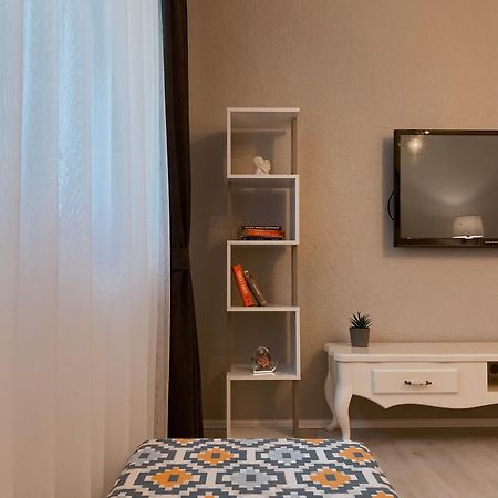 Hotspot Apartments - City Center Pristina Eksteriør bilde
