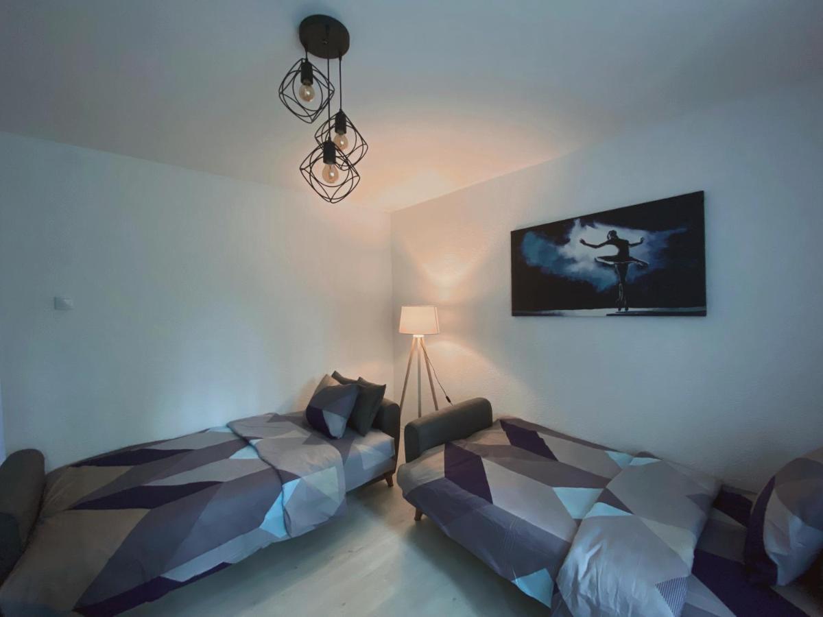 Hotspot Apartments - City Center Pristina Eksteriør bilde