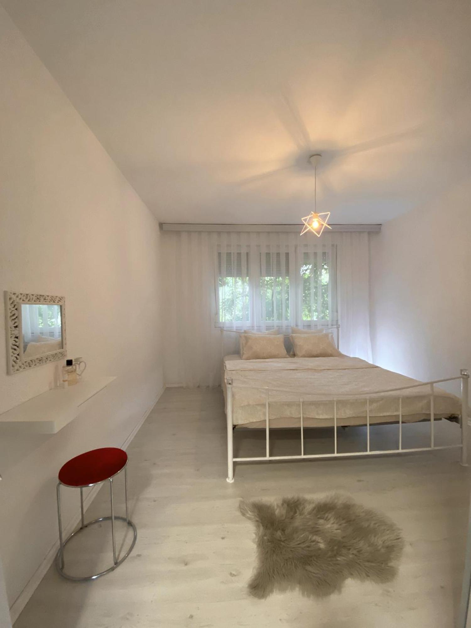 Hotspot Apartments - City Center Pristina Eksteriør bilde