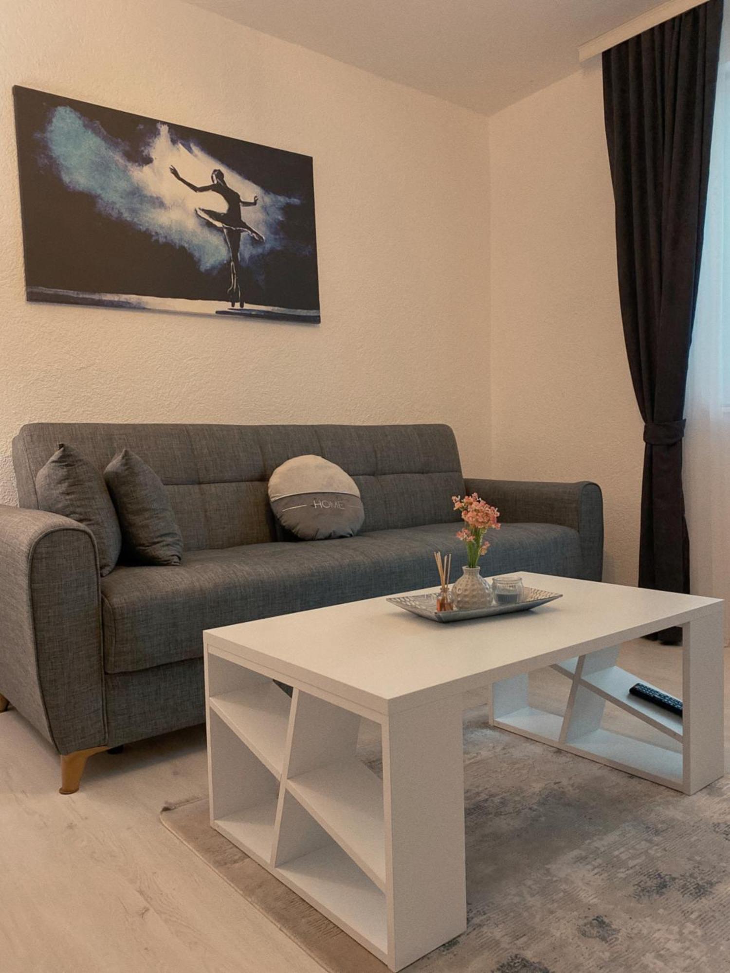 Hotspot Apartments - City Center Pristina Eksteriør bilde